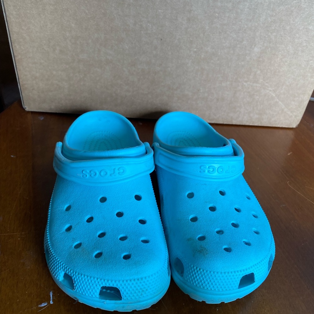 Blue crocs